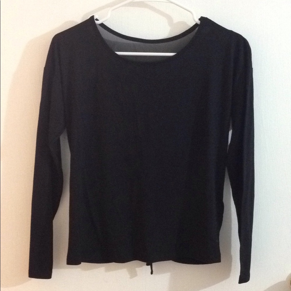 H&M sport women's top black size XS